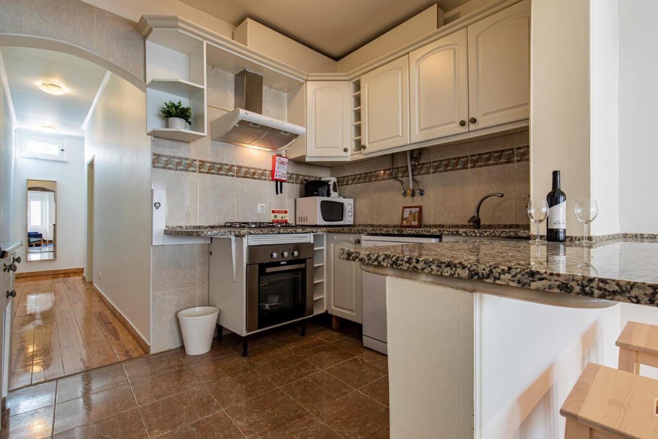 3 Bedroom Apt Near Av. Liberdade Lissabon Exterior foto